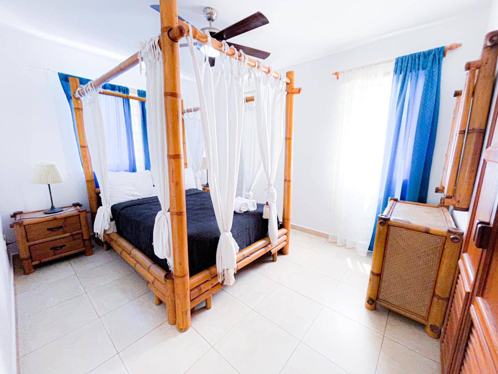 Caribbean Paradise Ocean Breeze Hotel With View Los Corales Bbq Wifi Beach Club & Spa Punta Cana Exterior foto